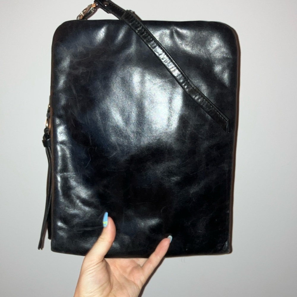 HOBO crossbody ⭐️⭐️⭐️⭐️⭐️⭐️